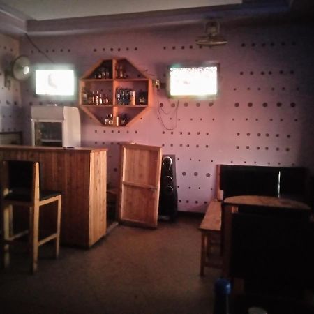 Kicec Bar And Guest House Airport دار السلام المظهر الخارجي الصورة