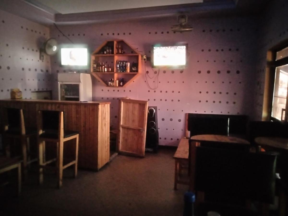Kicec Bar And Guest House Airport دار السلام المظهر الخارجي الصورة